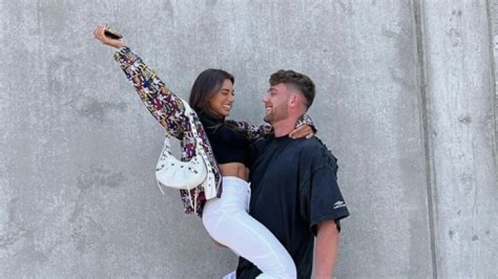 Georgia Hassarati Age, Height, Boyfriend, Ethnicity, Instagram, Net Worth, Bio