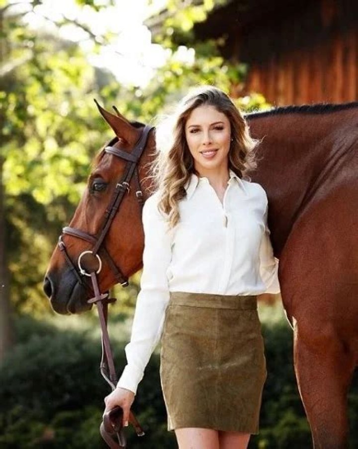 Hannah Selleck Wiki (Tom Selleck’s Daughter) Age, Biography, Family & Facts