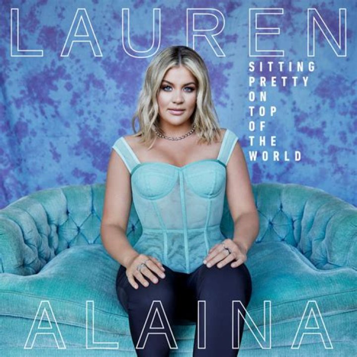 Lauren Alaina Announces Third Album Titled “Sitting Pretty on Top of the World” – Celeb Secrets Country