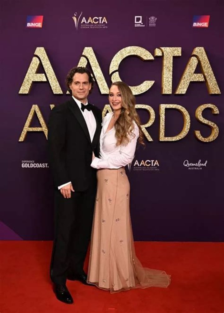 wiki, bio, net worth, awards, wife, rumors.