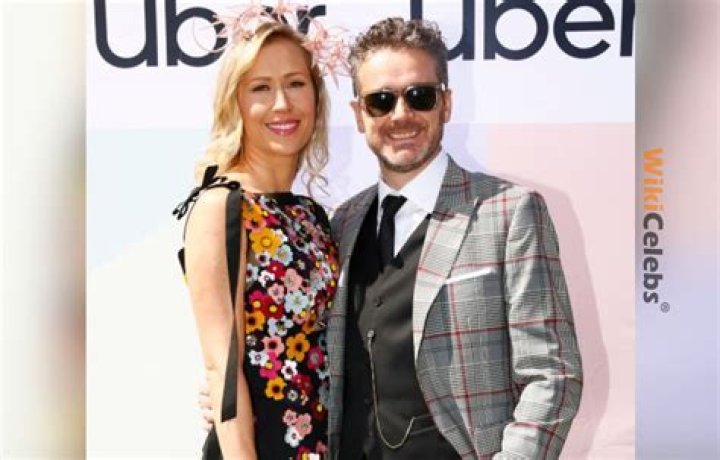 wiki, bio, net worth, wife, height, controversy.